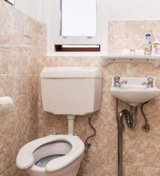 חדר סטנדרט יחיד, New Crown Hotel Motel