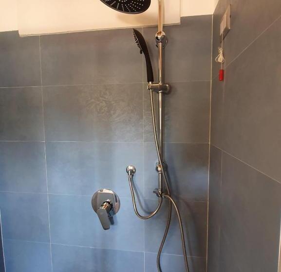 Habitación Estándar, Affittacamere Samar