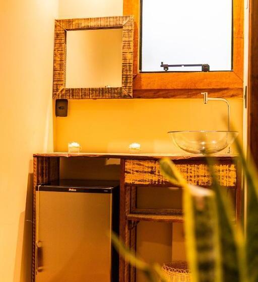 جناح سوبيريور, Bossa Beach House