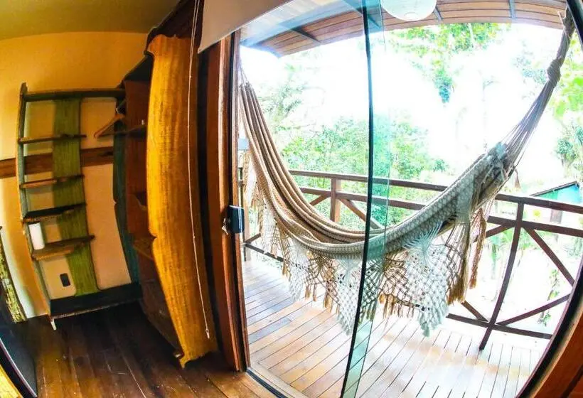 سوئیت با بالکن, Bossa Beach House