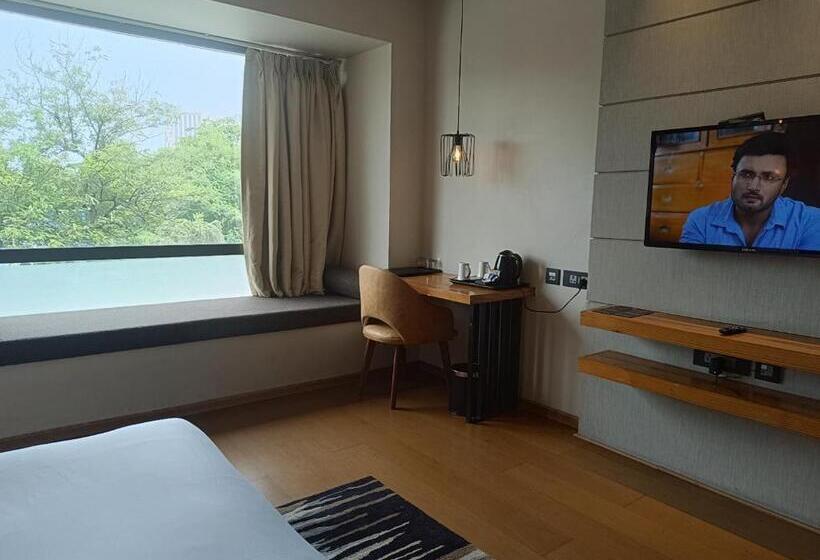 デラックスルーム, Udman Hotel Greater Noida