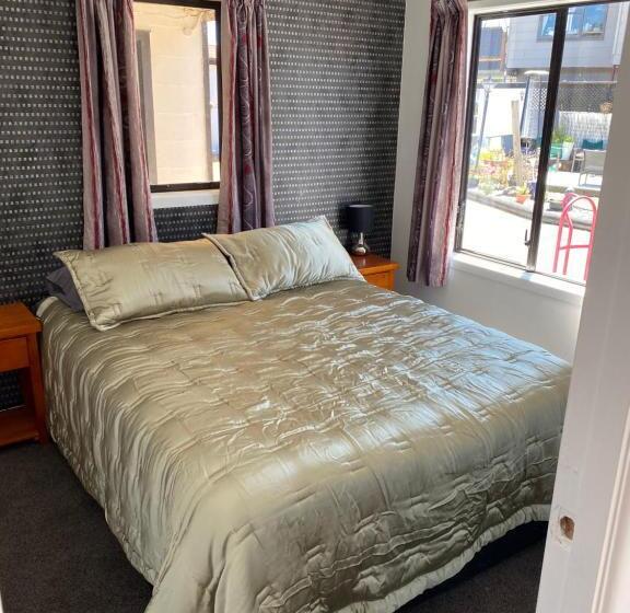 Семейное Студио, Windsor Motel