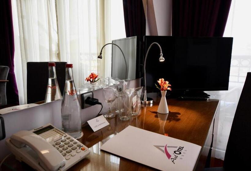 غرفة ديلوكس مطلة على المدينة, Art 'otel