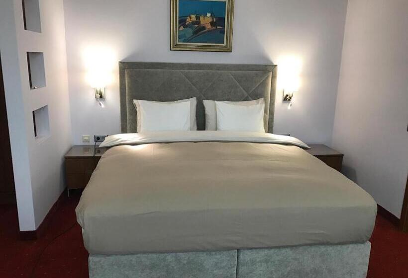 Номер Deluxe Вид на Город, Art 'otel