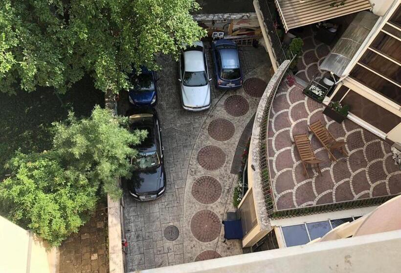 غرفة قياسية مطلة على الجبل, Art 'otel