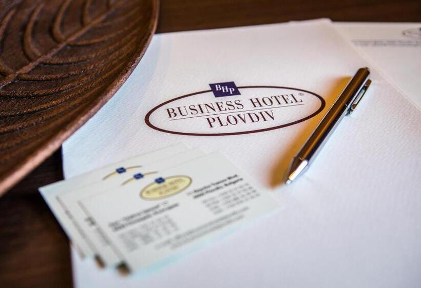 스탠다드 스튜디오, Business Hotel Plovdiv