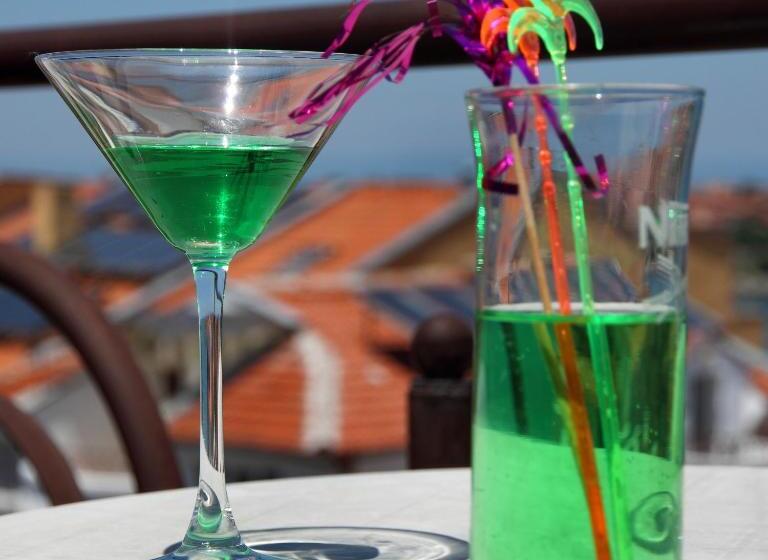 Студия Стандарт Вид на Море, Family Hotel Verona