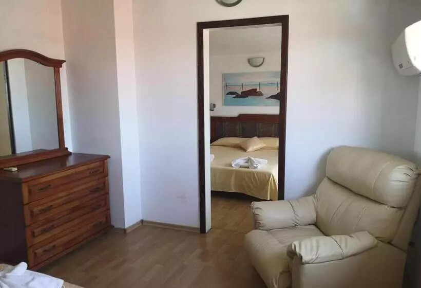 Suite Side Sea View, Family Hotel Verona