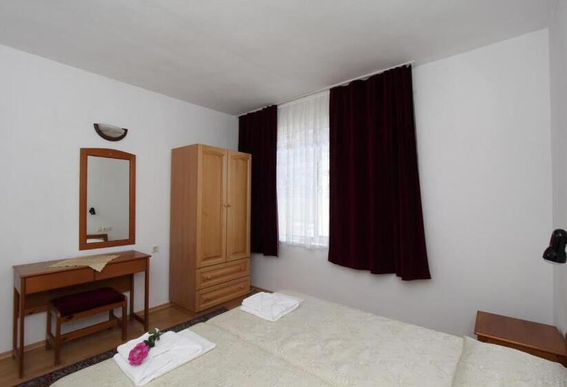 Апартаменты 1 Спальня Вид на Море, Family Hotel Verona