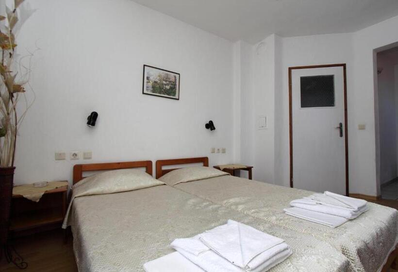 Апартаменты 1 Спальня Вид на Море, Family Hotel Verona