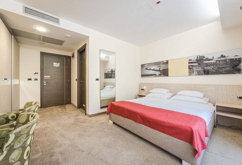 اتاق اکونومی, & Apartments Hec Residence