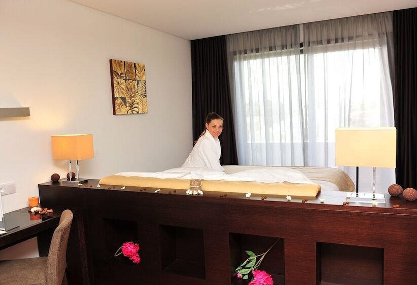 اتاق استاندارد با بالکن, Axis Porto Business & Spa