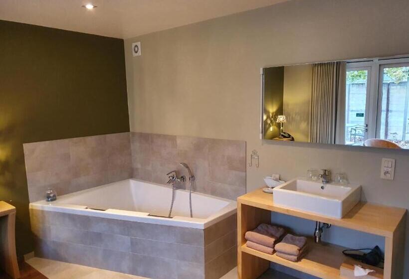 Номер Deluxe, B&b De Edelsteen