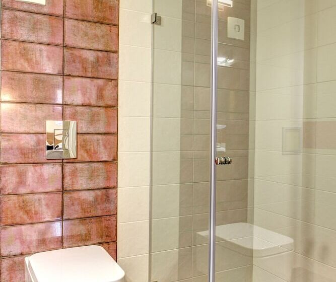 חדר אקונומי, Duchess