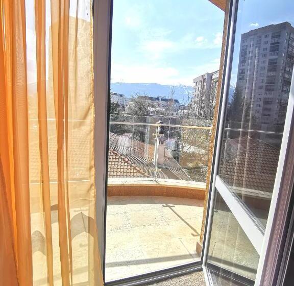 Tek Kişilik Ekonomik Oda, Elate Plaza