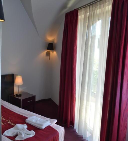 Tek Kişilik Ekonomik Oda, Elate Plaza