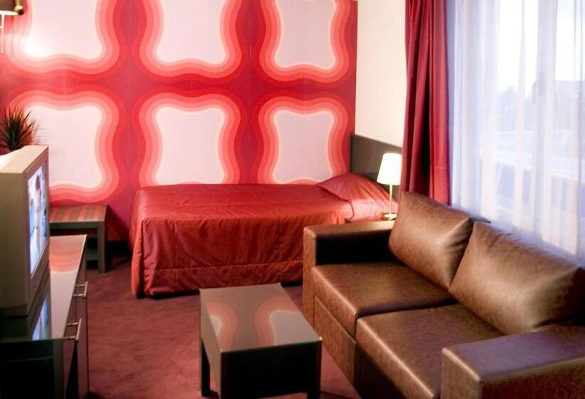 Standart Oda, Elate Plaza