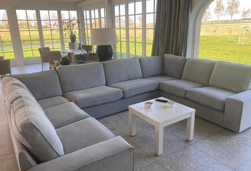 וילה דלוקס חדר שינה 1, Kapelhoeve