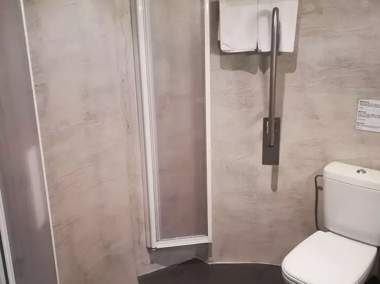 Standard-huone Sisäpuolella, Punta Monpas