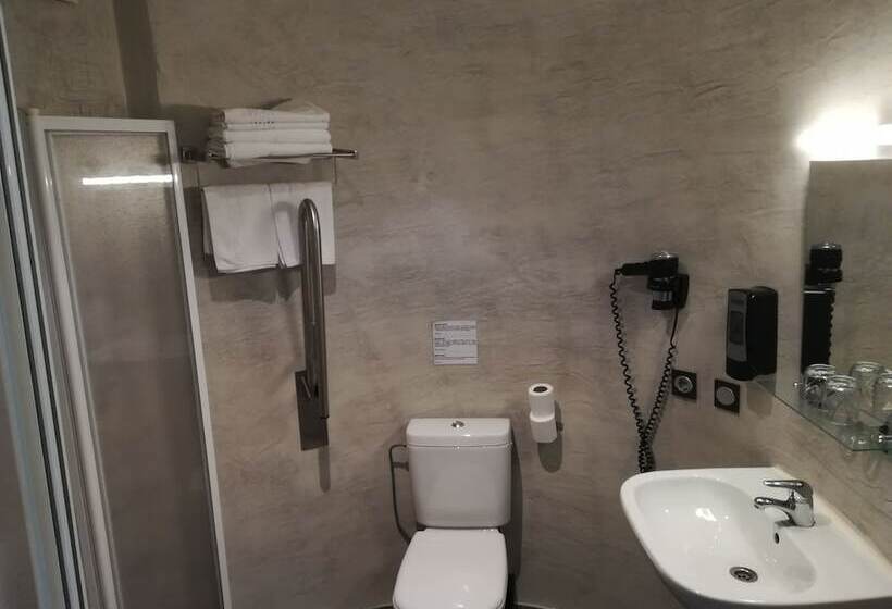 اتاق استاندارد اینتریور, Punta Monpas