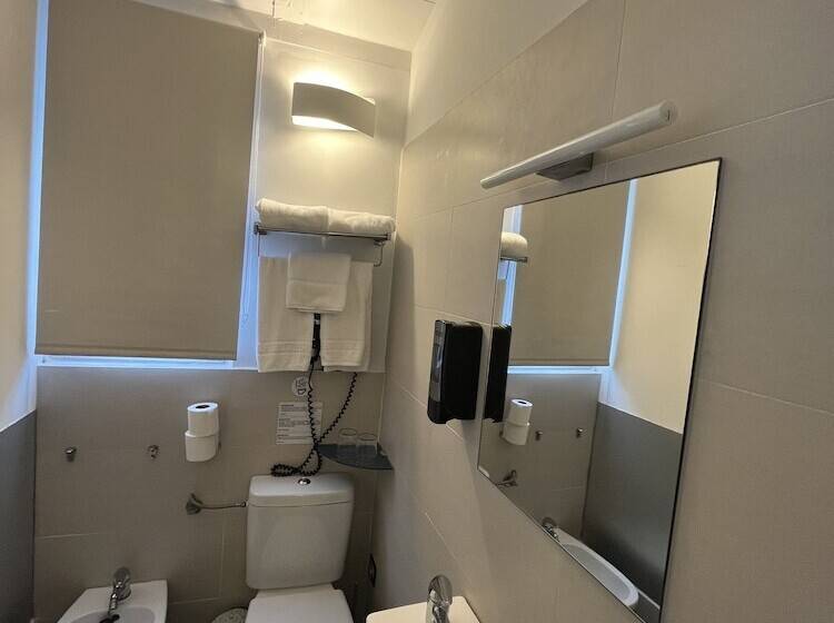 اتاق استاندارد با چشمانداز, Punta Monpas