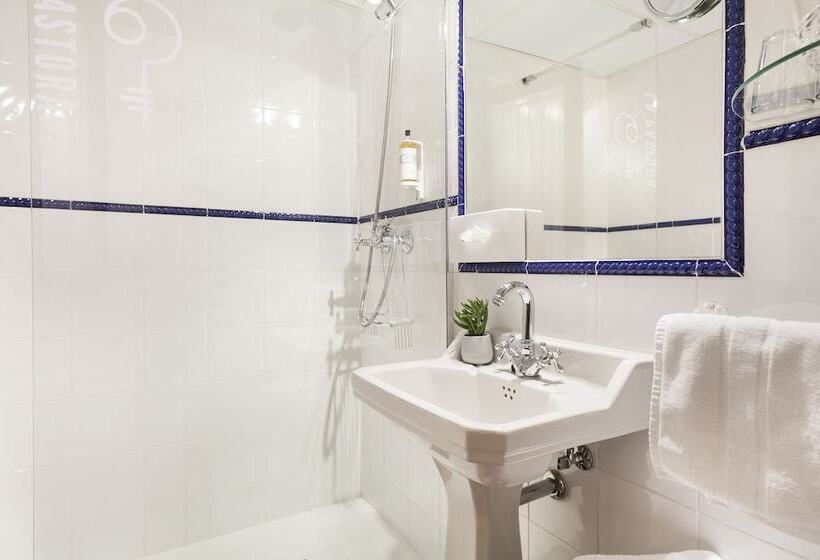 Номер Стандарт, Posada De Uncastillo