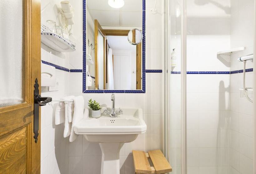 Номер Стандарт, Posada De Uncastillo