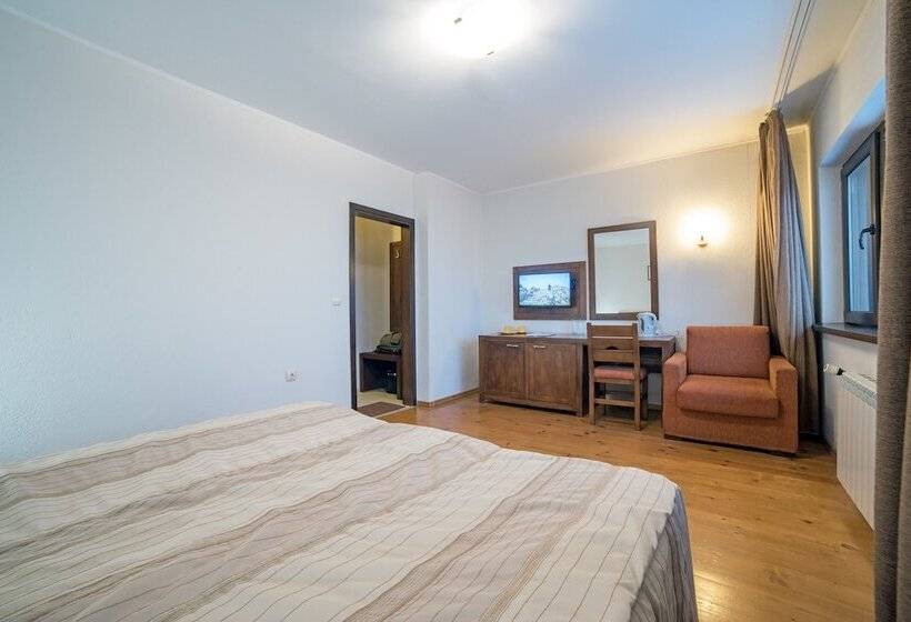 חדר דלוקס, Smilen