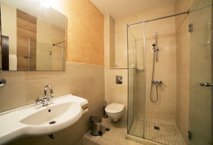 חדר סטנדרט, Smilen