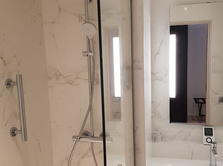 غرفة سوبيريور, Van Der Valk Waterloo