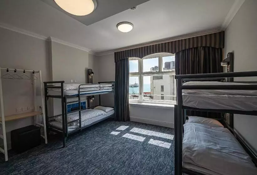 スタンダード４人部屋, A&o Brighton Beach