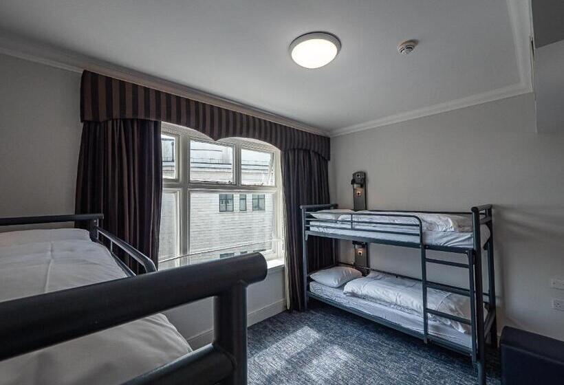 Четырехместный Номер Стандарт, A&o Brighton Beach