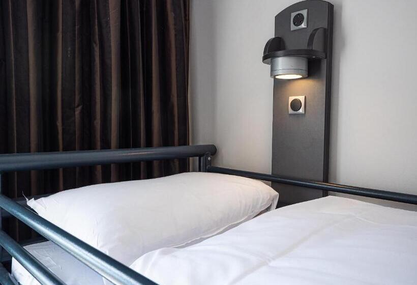 4인용 스탠다드 룸, A&o Brighton Beach