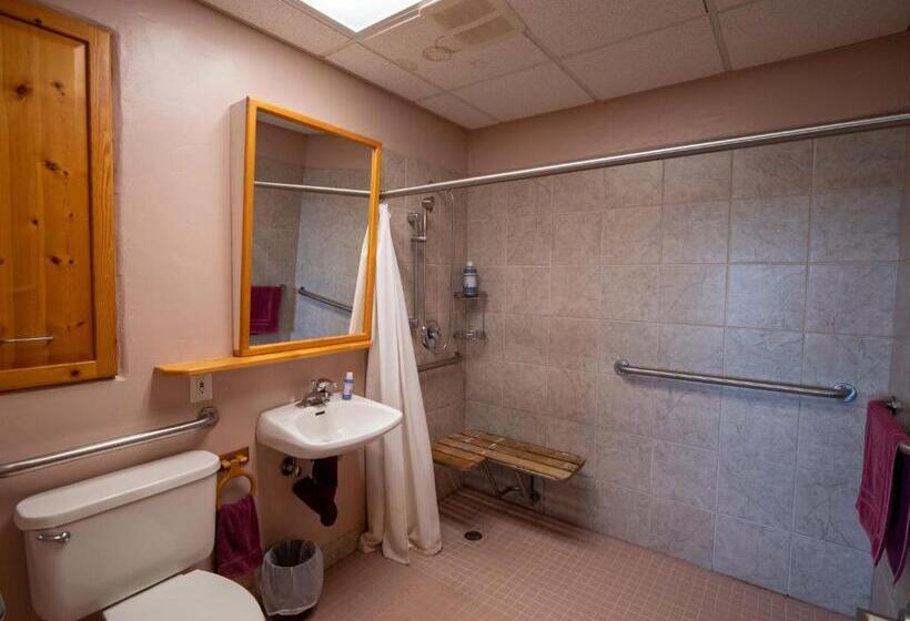 اتاق استاندارد برای معلولان, Good Karma Inn