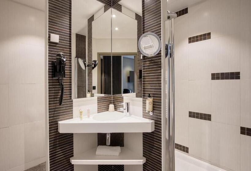 带城市景观的高级房间, Best Western Plus Le Fairway Hotel & Spa Golf D Arras