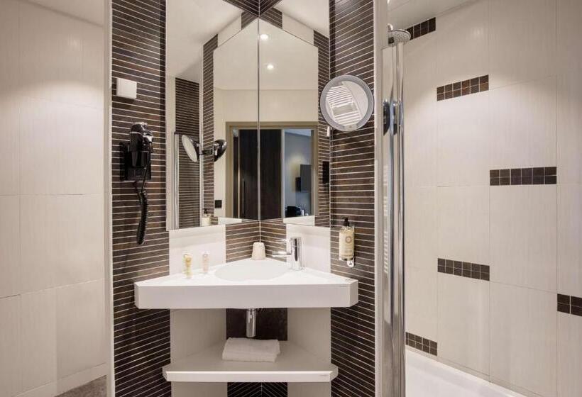 带城市景观的高级房间, Best Western Plus Le Fairway Hotel & Spa Golf D Arras