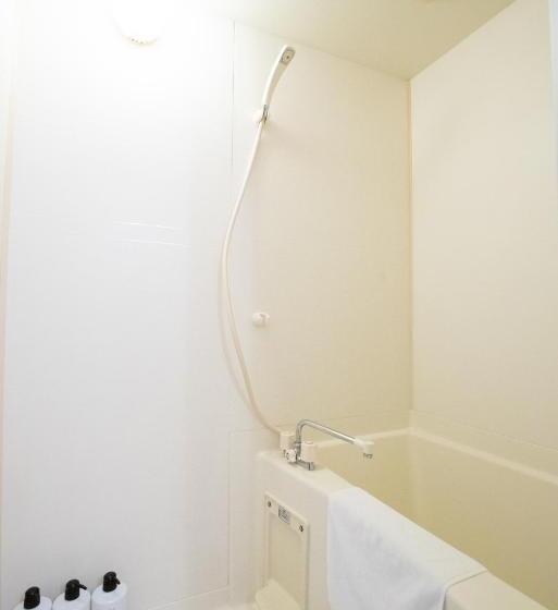 סטודיו דלוקס, Elizabeth Garden Ii