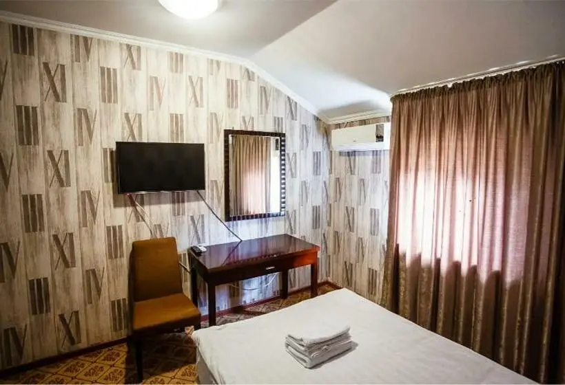اتاق استاندارد یک نفره, Almaty Tranzit N1