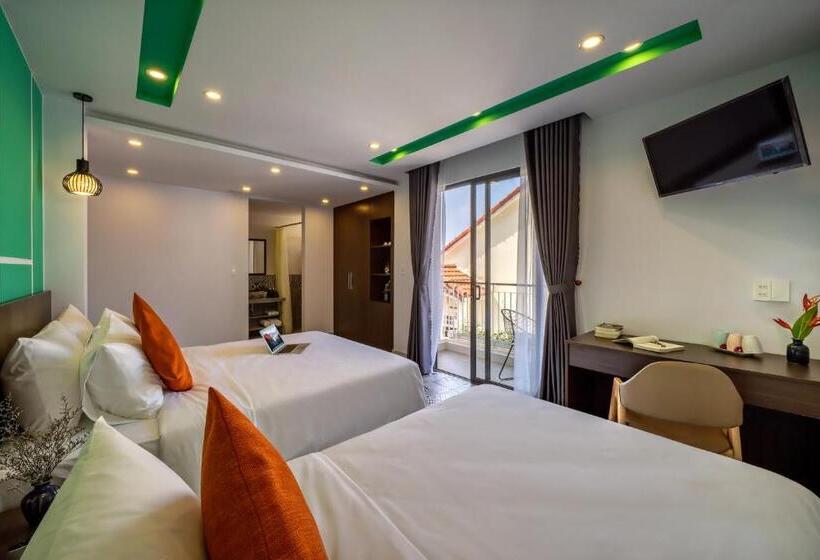 اتاق خانوادگی, Annam68