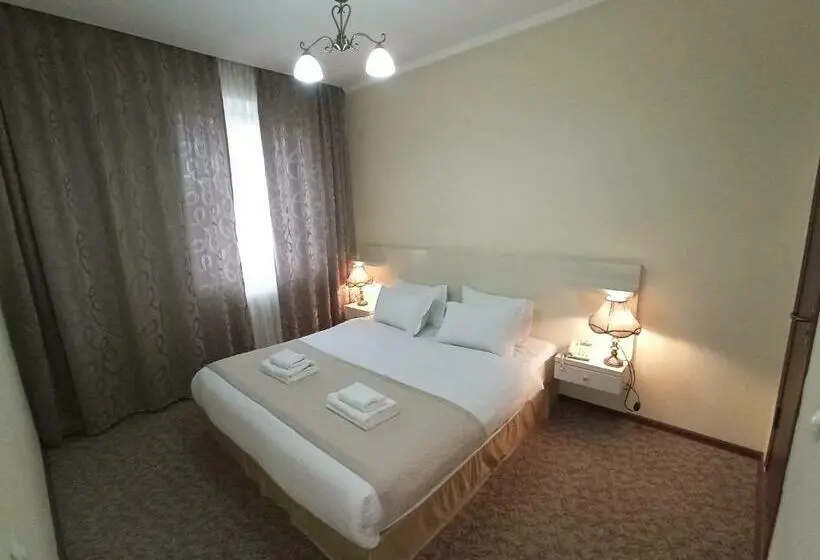 سوییت, Silk Way Boutique
