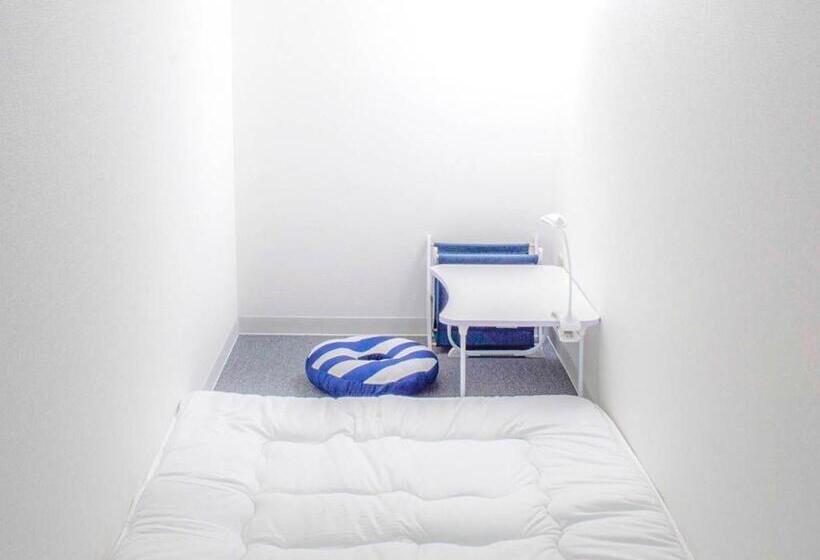 Кровать в Общей Комнате, Guesthouse Ise Futami