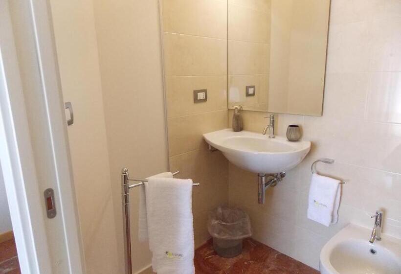 غرفة قياسية مطلّة علي الحديقة, B&b Soli D'oro