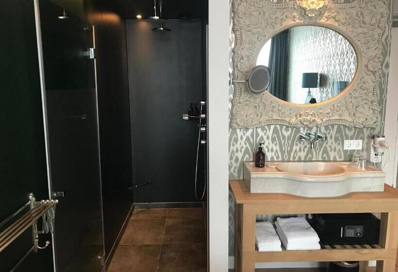 디럭스 룸 킹사이즈 침대, Boutiquehotel  T Gerecht