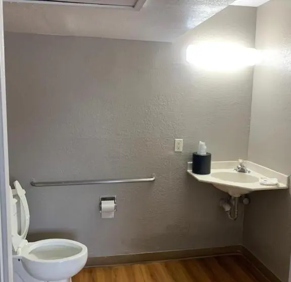 اتاق استاندارد برای معلولان, Motel 6dayton, Oh