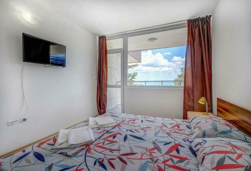 Номер Стандарт Вид на Море, Saint George Hotel 1