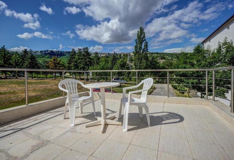 带观景的标准工作室, Saint George Hotel 1