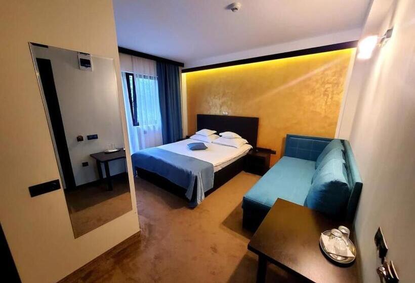 스탠다드 룸 킹사이즈 침대, Spell Hotels