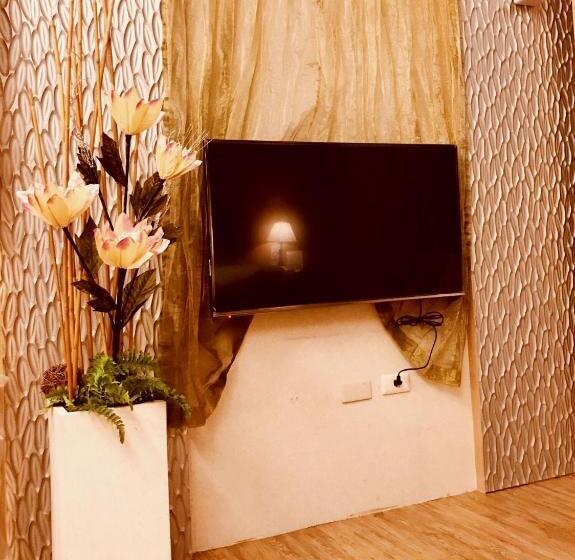 اتاق اکونومی, Hiye Fashion Motel