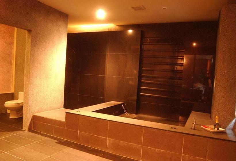 اتاق استاندارد با تخت بزرگ, Hiye Fashion Motel