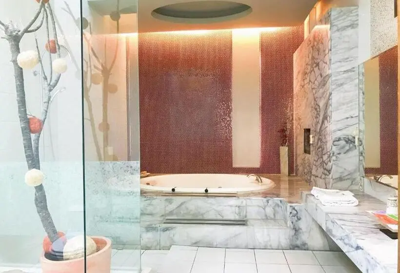 اتاق استاندارد با تخت بزرگ, Hiye Fashion Motel